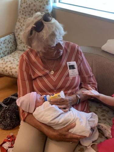 Granny meets Addison - 4th generation (6/19)